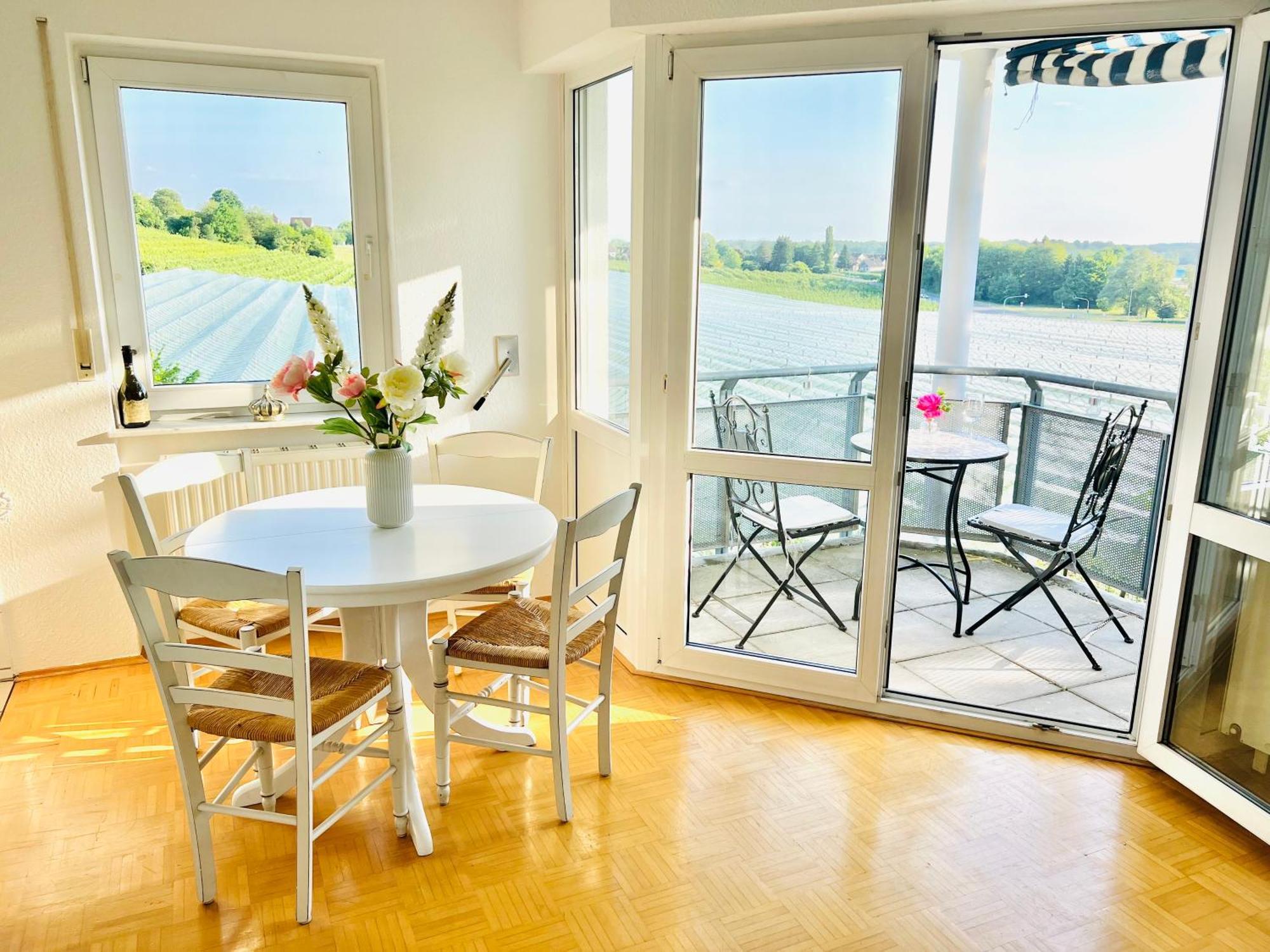 Panorama Domizil Ravensburg Mit Alpenblick Balkon Apartment Bagian luar foto